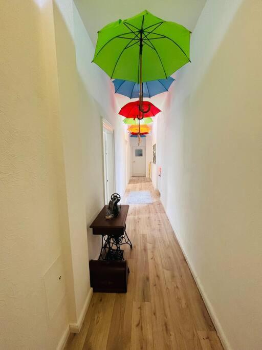 Kuenstlerisches Apartment คาร์ลสรูเฮอ ภายนอก รูปภาพ