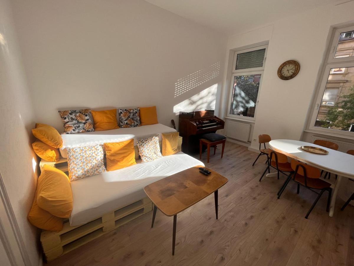 Kuenstlerisches Apartment คาร์ลสรูเฮอ ภายนอก รูปภาพ